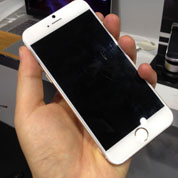 iPhone 6ģ