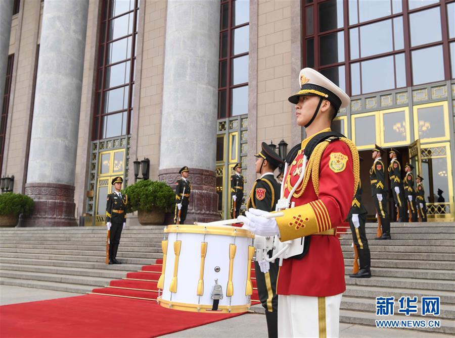 (德赢·vwin体育全媒头条·图文互动)(11)顺应时代发展 彰显大国形象——我国国事访问欢迎仪式推出改革新举措