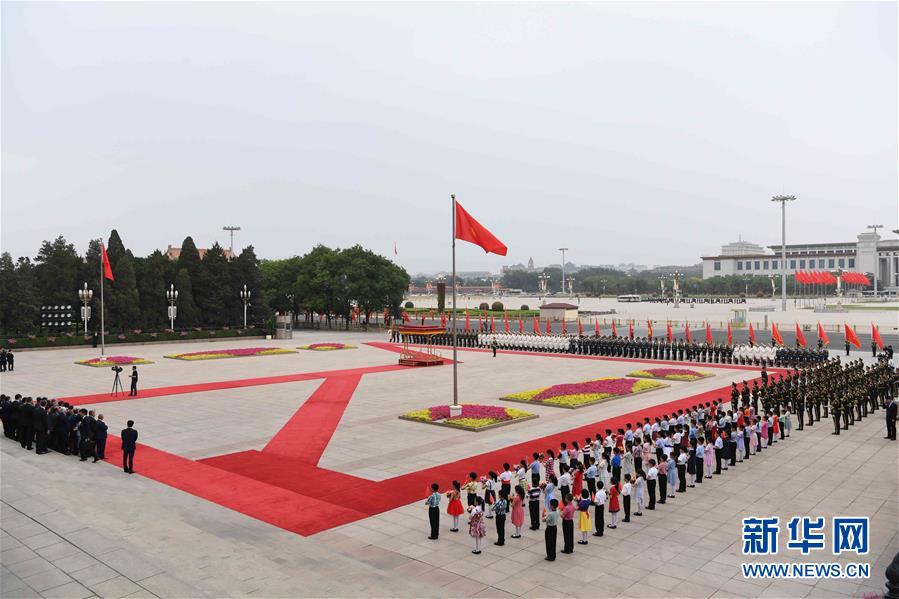 (德赢·vwin体育全媒头条·图文互动)(13)顺应时代发展 彰显大国形象——我国国事访问欢迎仪式推出改革新举措