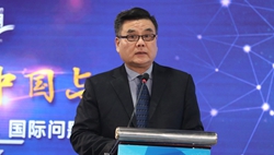 ޺齨